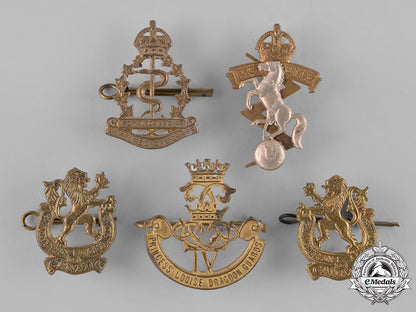 canada._a_lot_of_eleven_second_war_cap_badges_and_collar_tabs_c18-037993