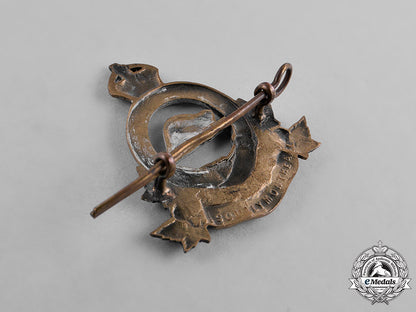 canada._a_lot_of_seven_first_and_second_war_cap_badges_c18-038027