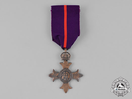 united_kingdom._a_most_excellent_order_of_the_british_empire,_officer_badge,_obe,_military_division,_c.1919_c18-038254