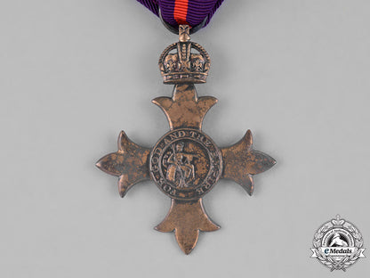 united_kingdom._a_most_excellent_order_of_the_british_empire,_officer_badge,_obe,_military_division,_c.1919_c18-038256