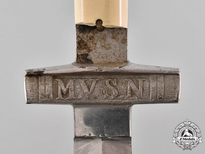 italy._the_m.s.v.n._milizia_confinaria(_border_militia)_general's_dagger1932_c18-038379