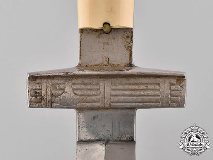 italy._the_m.s.v.n._milizia_confinaria(_border_militia)_general's_dagger1932_c18-038380