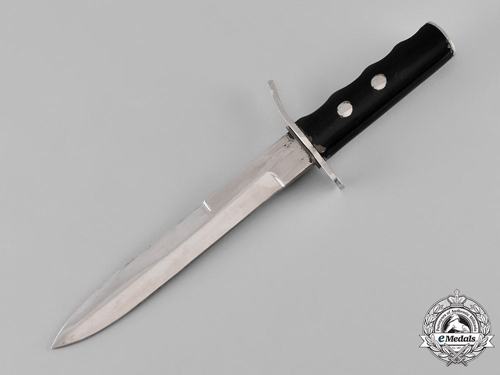 italy._a_m._s._v._n._general's_dagger1935_c18-038384_1_1