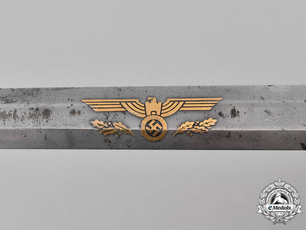 germany,_heer._a_damascus_blade_honour_dagger,_by_carl_eickhorn_c18-038409
