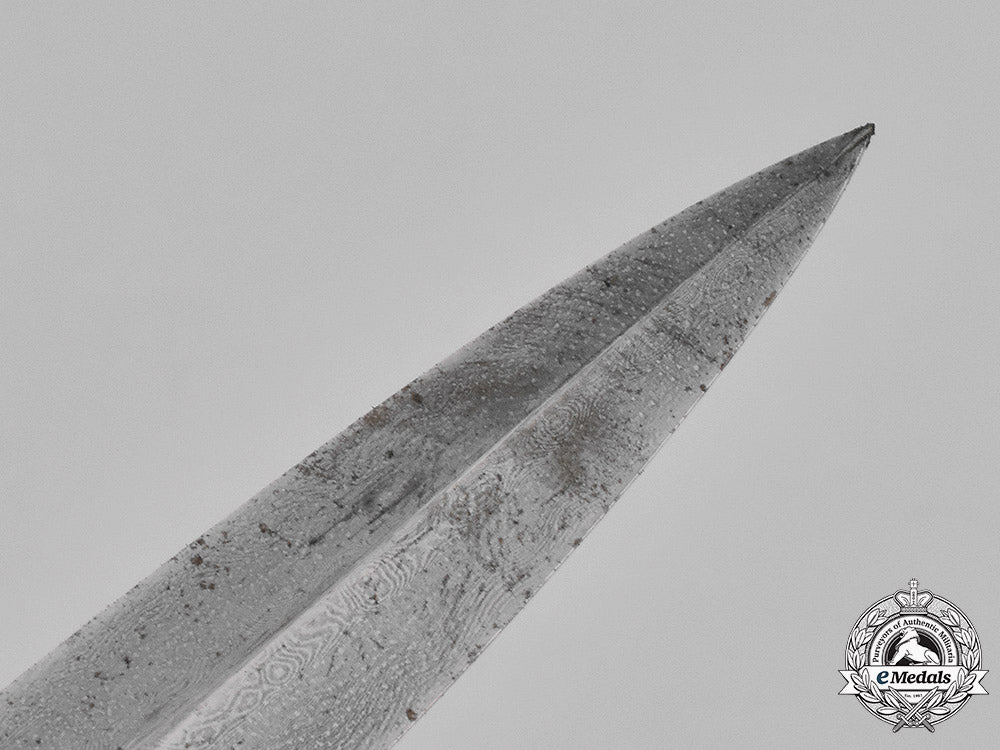 germany,_heer._a_damascus_blade_honour_dagger,_by_carl_eickhorn_c18-038411