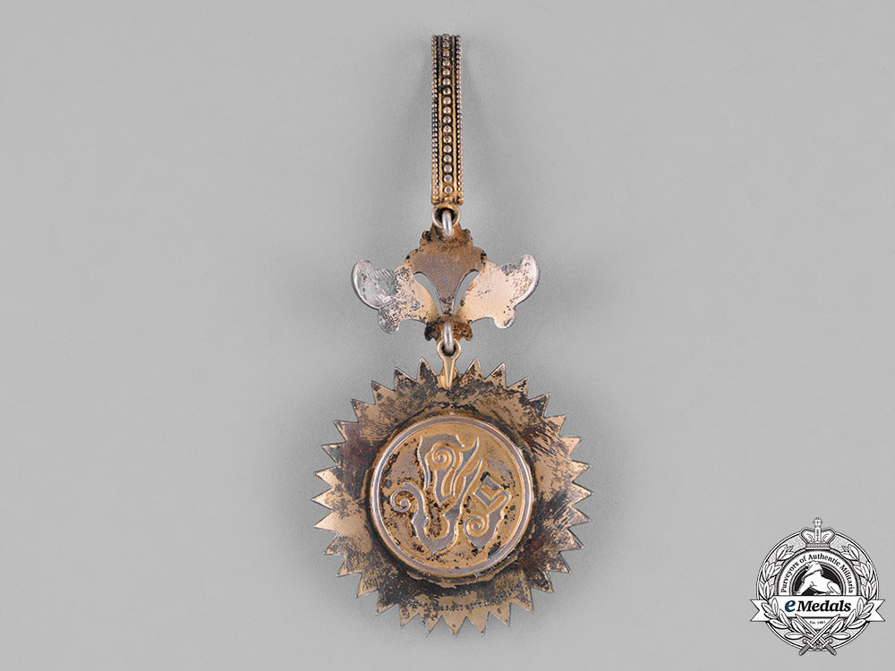 thailand,_kingdom._a_most_noble_order_of_the_crown,_i_class_grand_cross,_by_j._w._benson,_c.1935_c18-039117