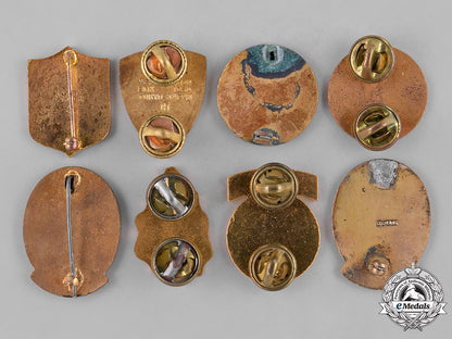 united_states._forty-_nine_army_insignia&_badges_c18-039151