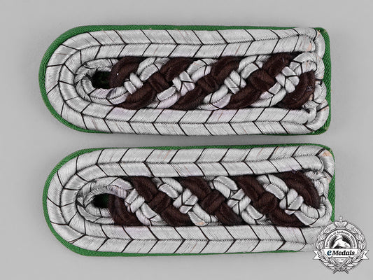germany,_ss._a_pair_of_sipo/_sd_sturmscharführer_shoulder_boards_c18-039436