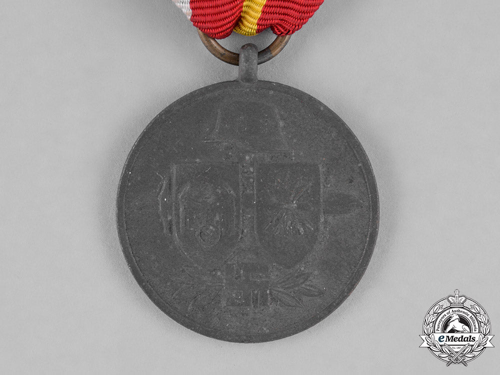 germany,_heer._a1944_campaign_medal_for_the_spanish“_blue_division”_volunteers_in_russia_c18-039459_1