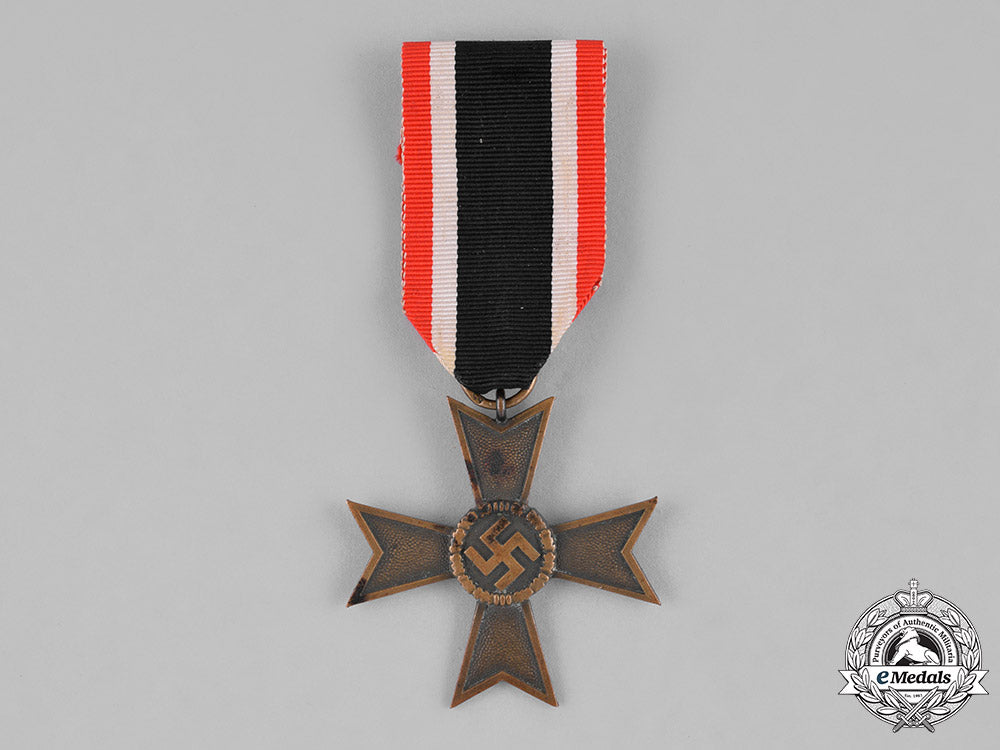germany,_wehrmacht._a_lot_of_second_war_period_wehrmacht_badges_c18-039464