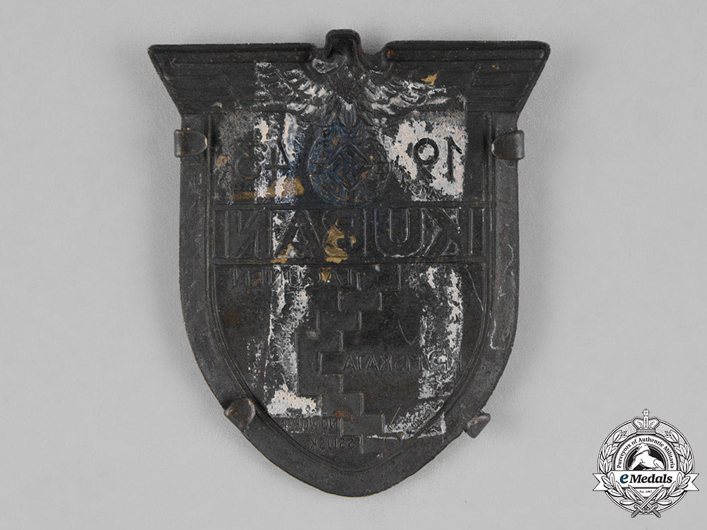 germany,_wehrmacht._a_lot_of_second_war_period_wehrmacht_badges_c18-039470