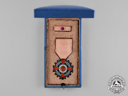 united_states._a_military_merit_order_group_to_lieutenant_colonel_john_keith_macintyre,_united_states_army_c18-039556