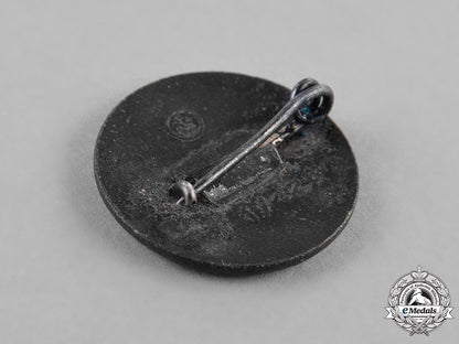 germany,_third_reich._a_lot_of_four_membership_badges_c18-039678_1