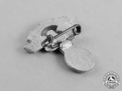 germany,_third_reich._a_lot_of_four_membership_badges_c18-039679_1