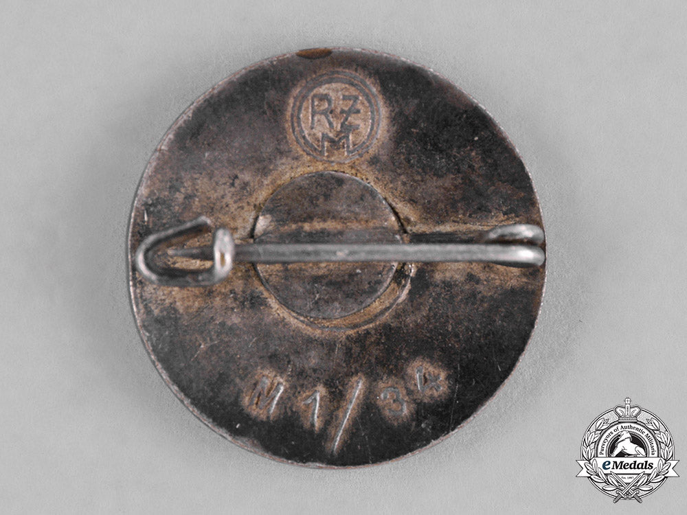 germany,_nsdap._a_nsdap_member_lapel_badge_by_karl_wurster_c18-039712