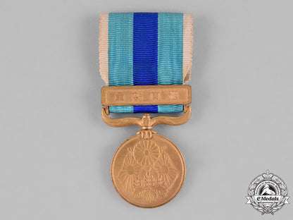 japan,_empire._a1904-1905_war_medal_with_case_c18-039764