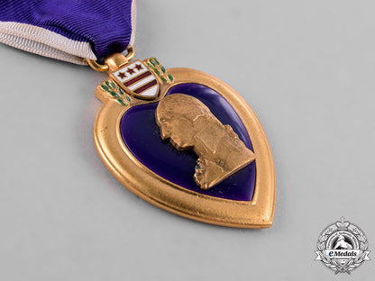 united_states._a_purple_heart_with_case_c18-039800
