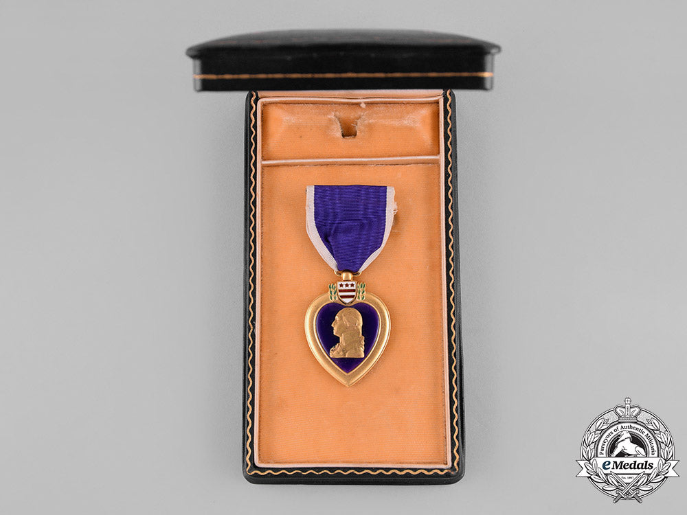 united_states._a_purple_heart_with_case_c18-039802