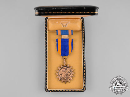 united_states._air_medal_c18-039824_1_1