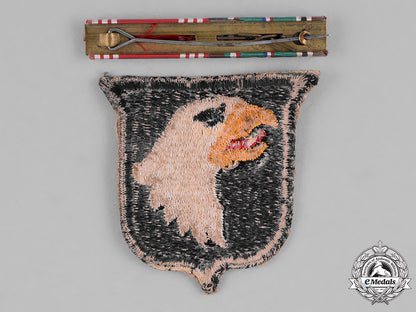 united_states._second_war_airborne_veteran's_group_c18-039846