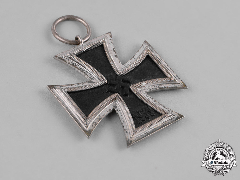 germany,_wehrmacht._an_iron_cross,_ii_class_c18-039910_2