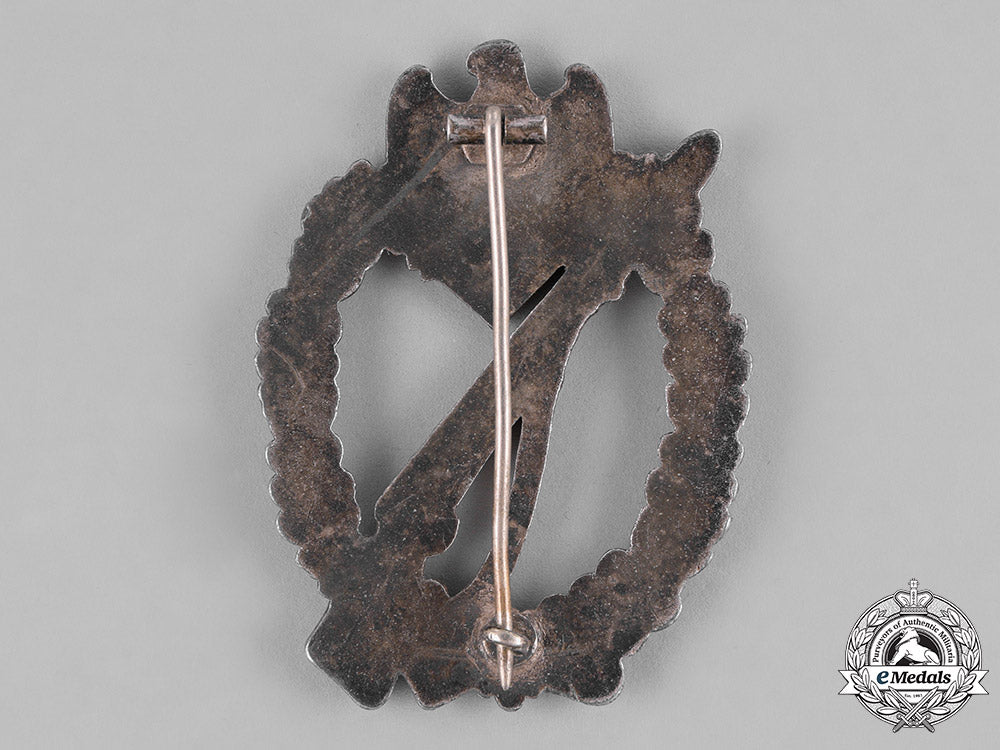 germany,_heer._a_silver_grade_infantry_assault_badge,_by_juncker_c18-039913
