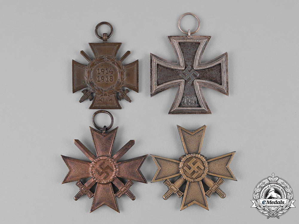 germany,_third_reich._a_lot_of_german_medals_c18-039917
