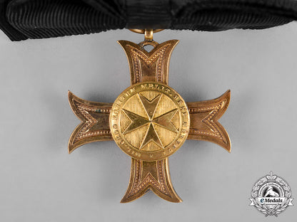 austria,_imperial._a_sovereign_order_of_the_knights_of_malta,_gold_merit_cross,_c.1918_c18-039979
