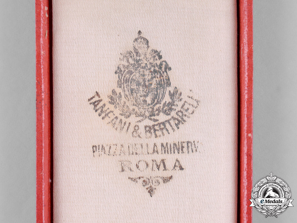 vatican,_city_state._two_awards&_decorations_c18-040067