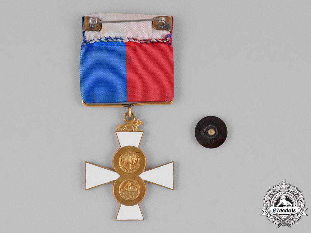 united_states._a_society_of_the_army_of_the_philippines_membership_badge,_c.1910_c18-040181_1_1_1_1_1_1