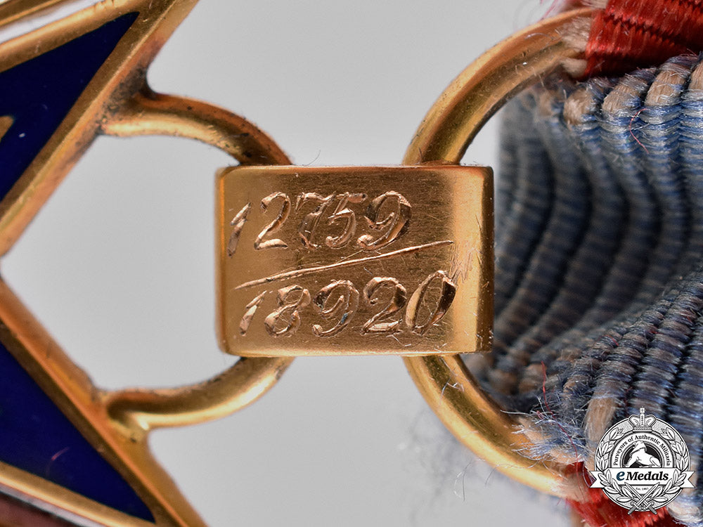 united_states._a_military_order_of_the_loyal_legion_of_the_united_states(_mollus)_membership_badge_in_gold,_c.1910_c18-040192