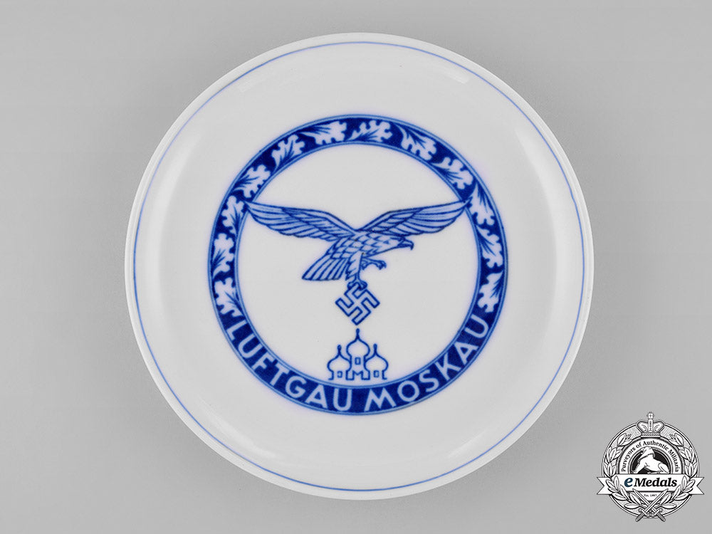 germany,_luftwaffe._a_luftgau_moskau_porcelain_plate,_by_meissen_c18-040297