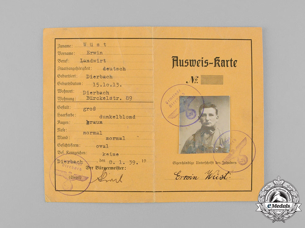 germany,_third_reich._a_pair_of_second_war_documents_c18-040433