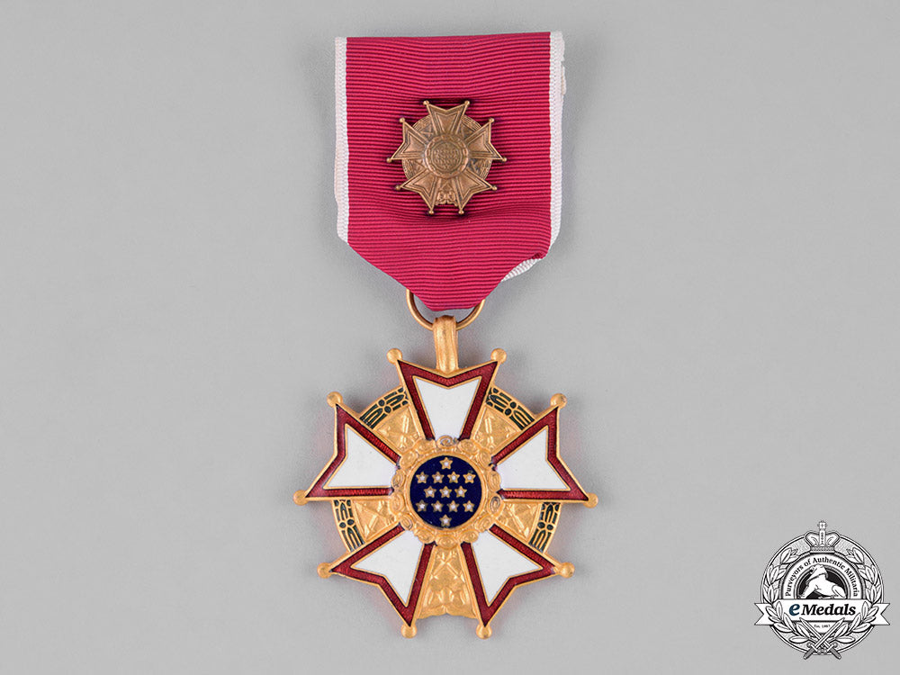 united_states._a_legion_of_merit,_officer_grade_c18-040504