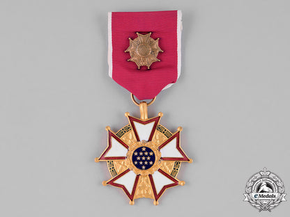 united_states._a_legion_of_merit,_officer_grade_c18-040504
