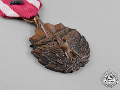 united_states._a_meritorious_service_medal_with_oak_leaf_cluster,_to_g._quinsenberry_c18-040518