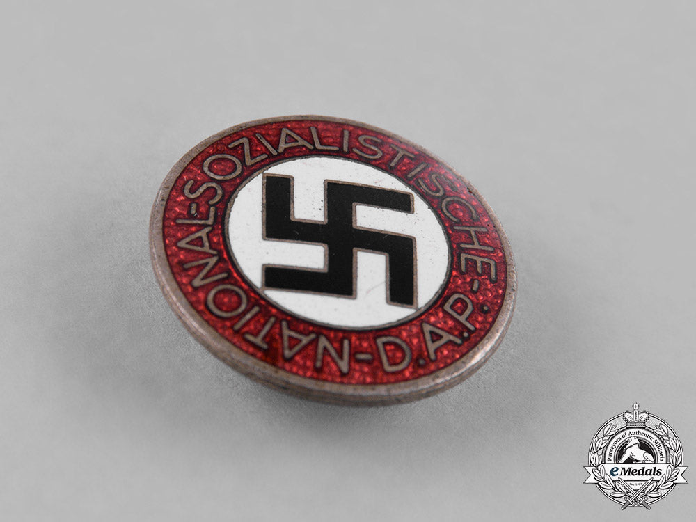 germany,_nsdap._a_membership_badge_by_gustav_brehmer_c18-040543