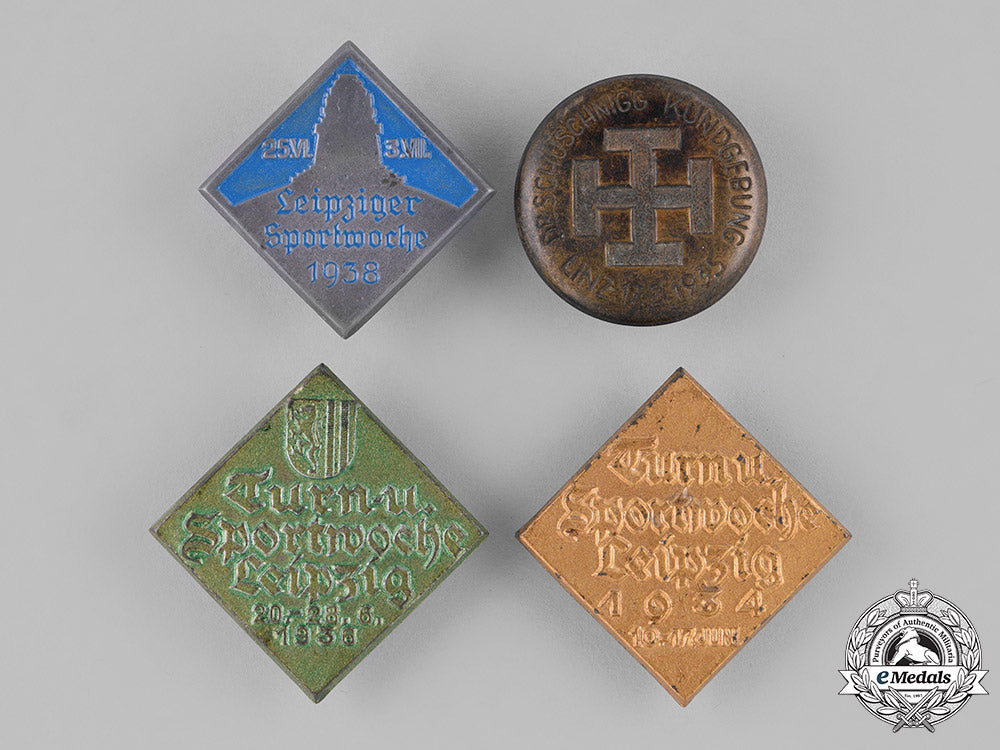 germany,_third_reich._a_lot_of_second_war_period_event_badges_c18-040634