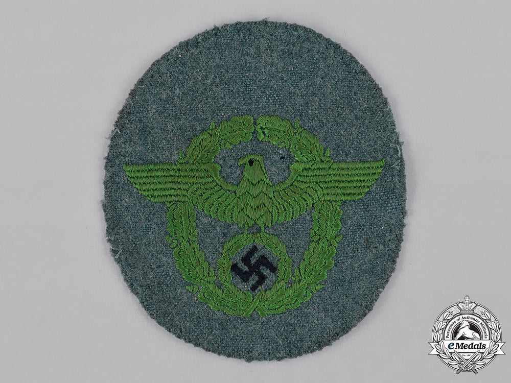 germany,_ordnungspolizei._a_schutzpolizei_sleeve_eagle_c18-040658