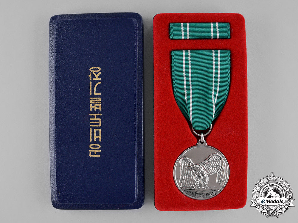 korea,_republic._an_anti-_guerrilla_warfare_service_medal_c18-040762