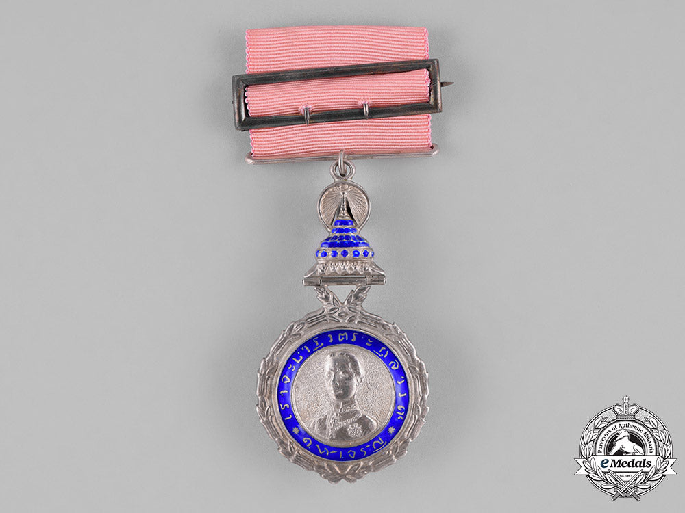 thailand,_kingdom._a_most_illustrious_order_of_chula_chom_klao,_member's_badge_c18-040999