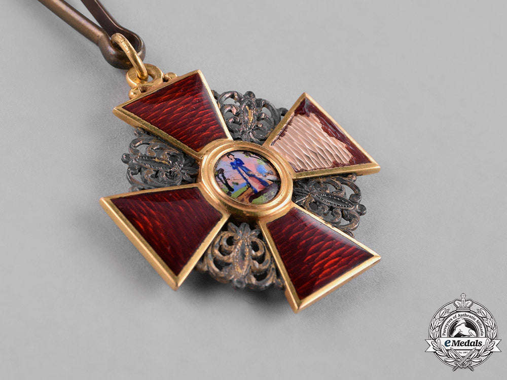 russia,_imperial._an_order_of_saint_anne_in_gold,_iii_class,_c.1900_c18-041018