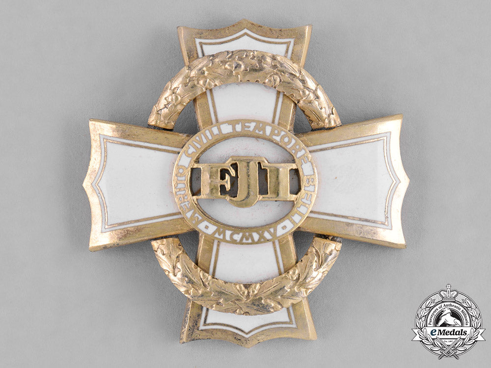 austria,_empire._a_war_merit_cross,_ii_class_for_civil_merit,_by_rothe,_c.1915_c18-041076