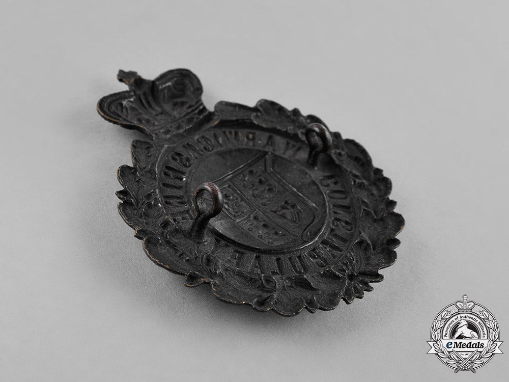 united_kingdom._a_group_of_cap_badges,_c.1917_c18-041128_1