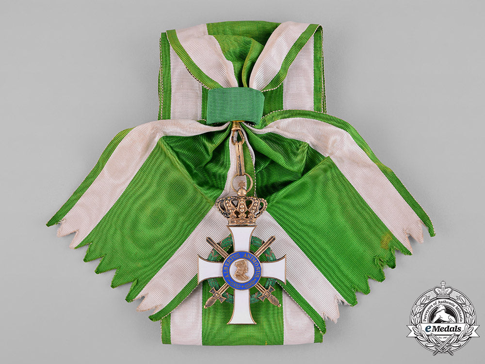 saxony,_kingdom._an_albrecht_order,_grand_cross_with_swords,_by_scharffenberg_of_dresden,_c.1914_c18-041216_1_1_1_1_1_1_1_1_1_1_1_1_1_1_1_1