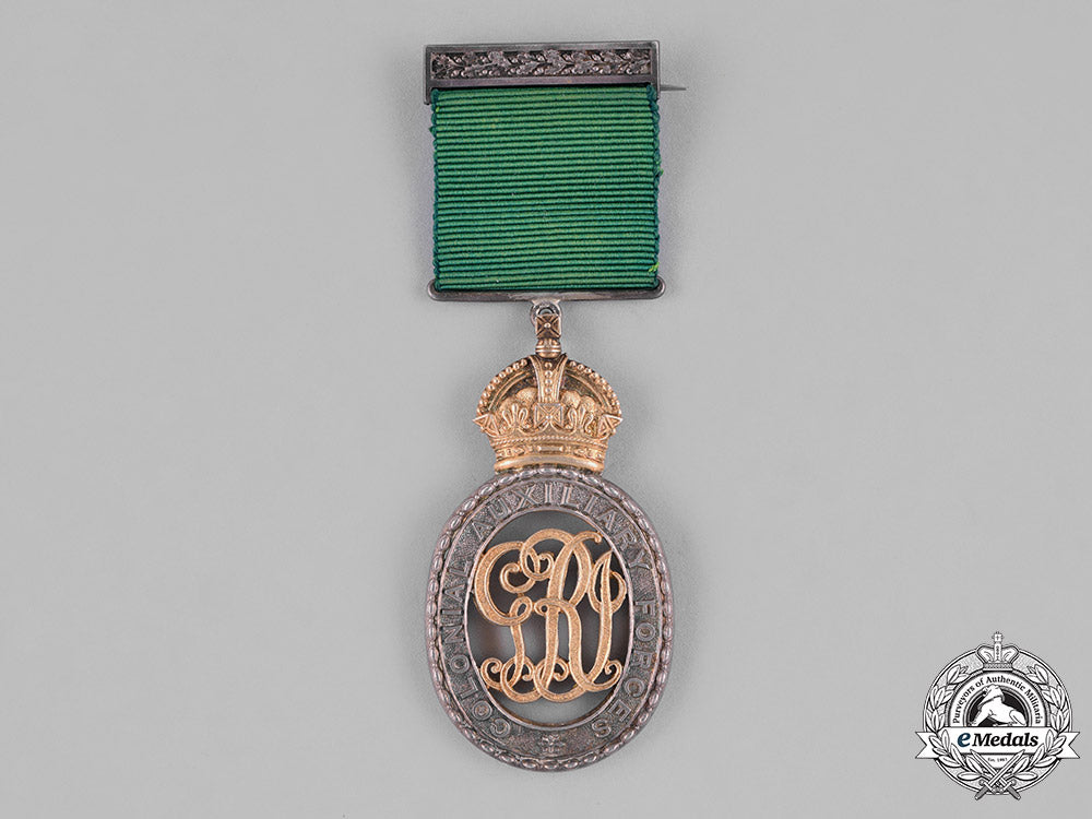 united_kingdom._a_colonial_auxiliary_forces_officers’_decoration_c18-041252
