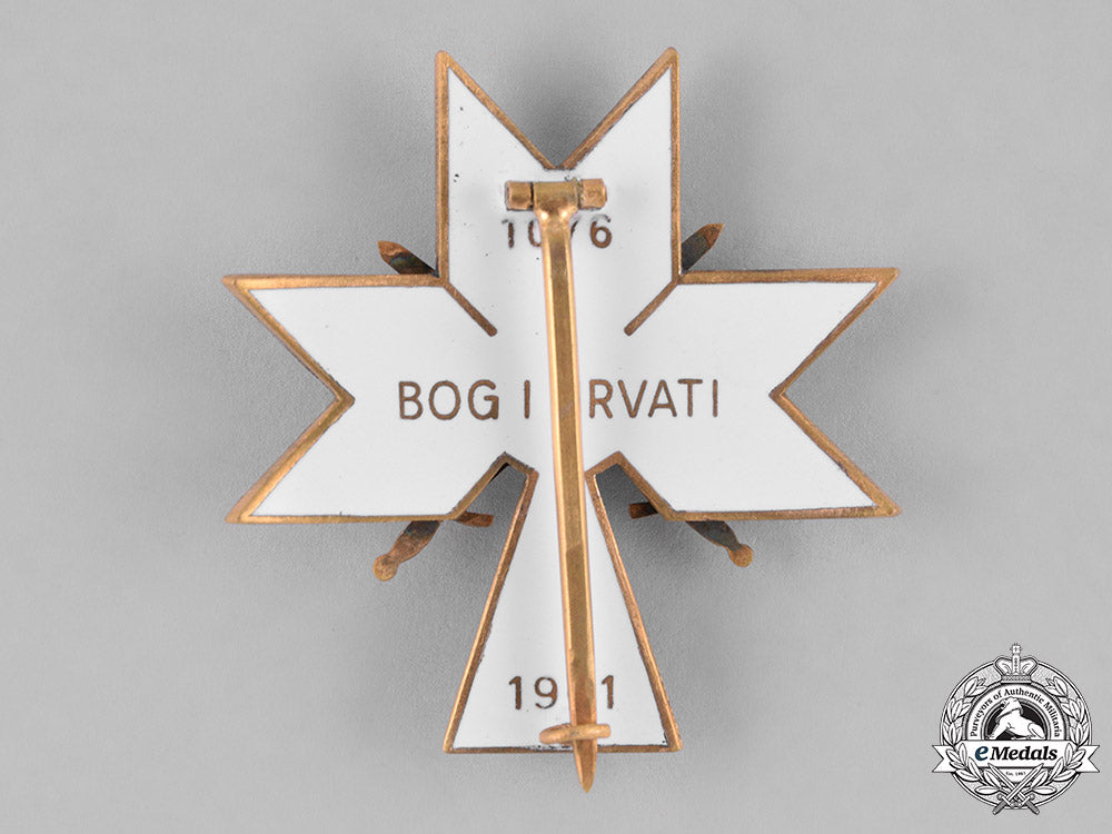 croatia._an_order_of_king_zvonimir,_ii_class_with_swords,_c.1942_c18-041339