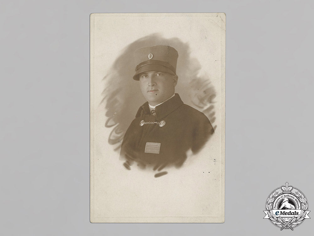 yugoslavia,_kingdom._an_officer's_cape_clasp_with_photo_c18-041380_1