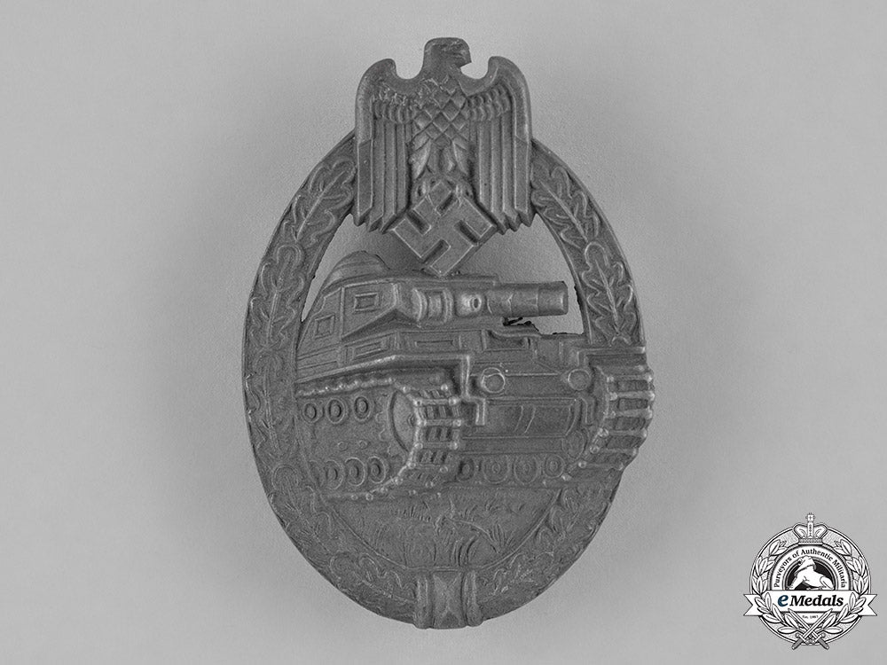 germany,_wehrmacht._a_panzer_assault_badge,_silver_grade,_by_rudolf_richter_c18-041390
