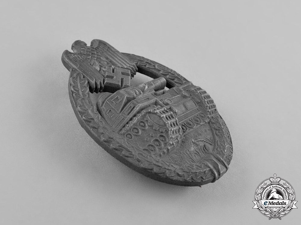 germany,_wehrmacht._a_panzer_assault_badge,_silver_grade,_by_rudolf_richter_c18-041392